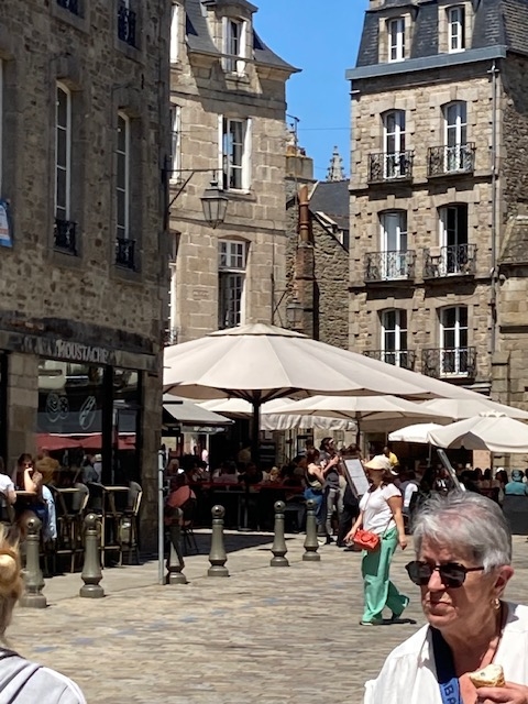 Dinan