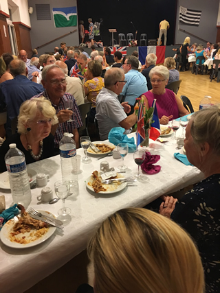 Feasting in the Salle des Ftes