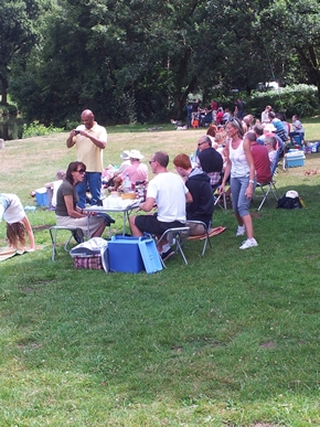 Picnic by the Abbaye